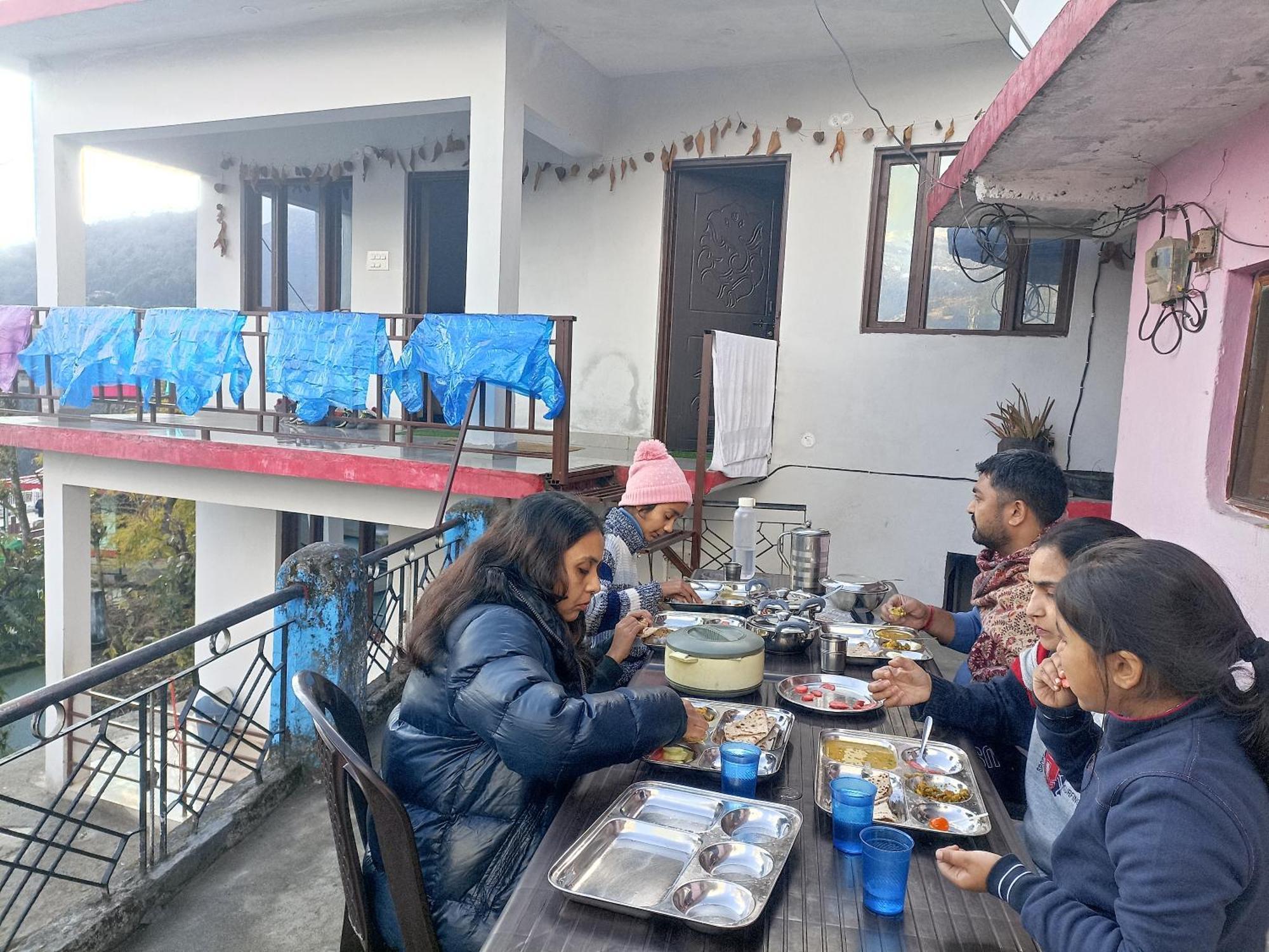 Mayur Homestay Ukhimath Kültér fotó